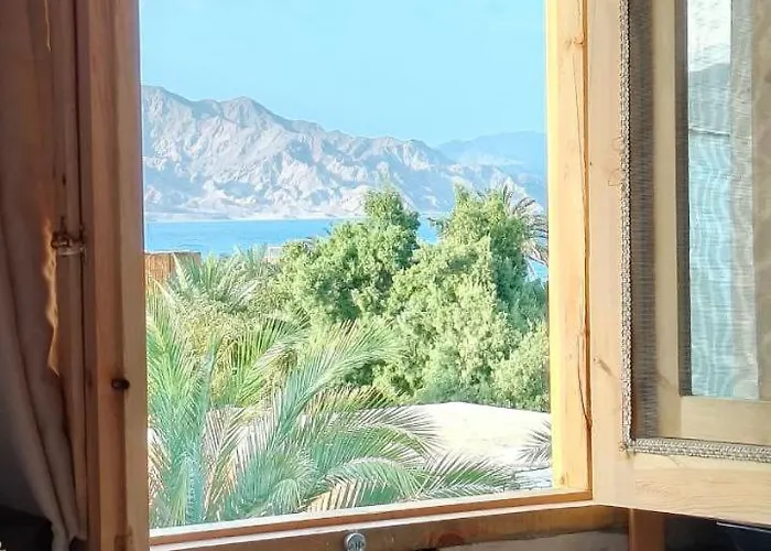 Cozy Rooftop بيت للعطل